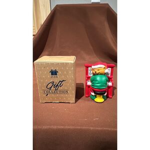 1992 Avon Play It Again Mr. Keys Musical Bear  in Original Box